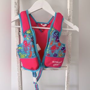 Child swim vest